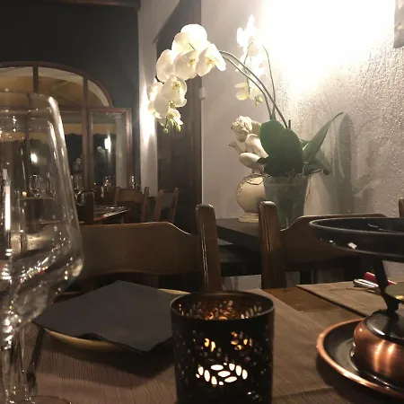 阿布鲁阿布鲁安焦利餐厅酒店 酒店 *