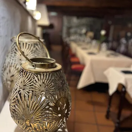 酒店 阿布鲁阿布鲁安焦利餐厅酒店 *
