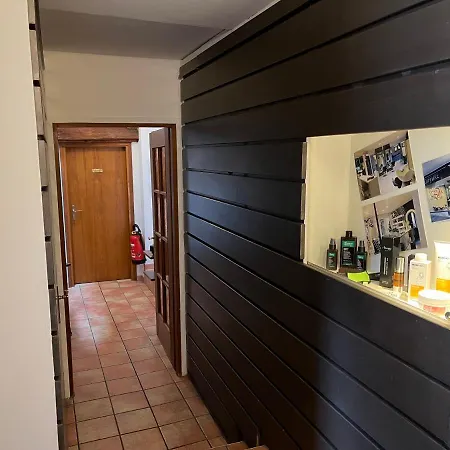 阿布鲁阿布鲁安焦利餐厅酒店 酒店 *