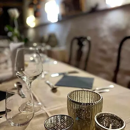 Garni Degli Angioli 호텔 *